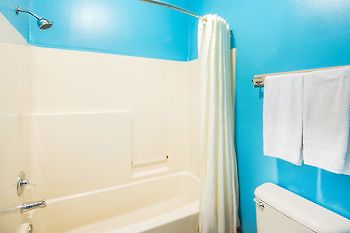 Texas Inn And Suites Citycenter At Utrgv Edinburg Bagian luar foto